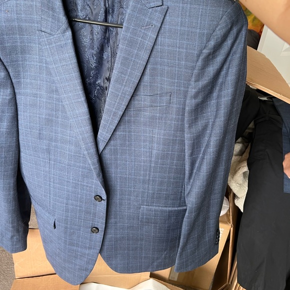 Men’s suit